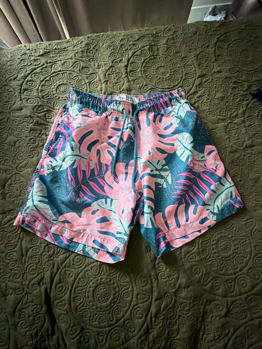 Free Planet Tropical Leaf Print Swim Trunks Size Small